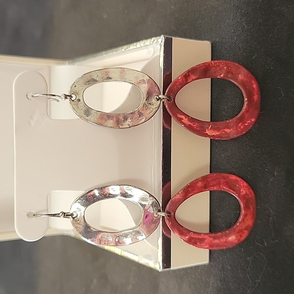 Fashion Jewelry Silver and Red Hoop Earrings - Picture 1 of 3